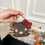 🔥Hello Kitty Mini Designer Bag - Image 3