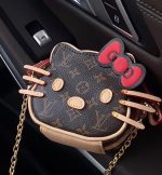 🔥Hello Kitty Mini Designer Bag - Image 2